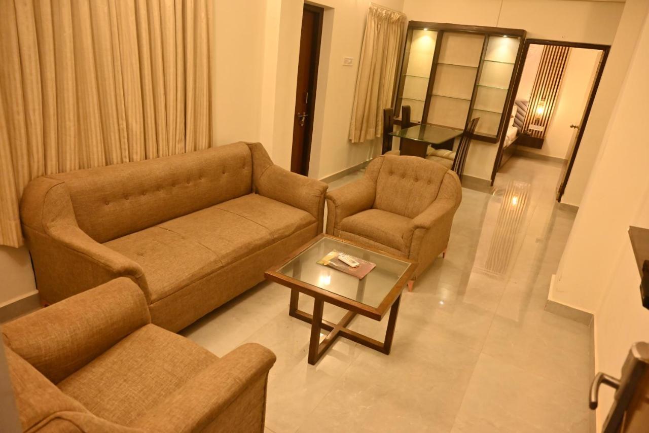Hotel Sun Green Bhubaneswar Exterior photo